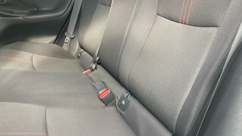 Toyota Yaris 1.5 Hybrid GR Sport 5dr CVT Hybrid Hatchback - Image 41