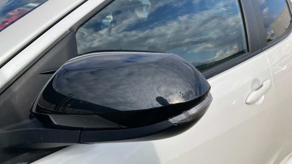 Toyota Yaris 1.5 Hybrid GR Sport 5dr CVT Hybrid Hatchback - Image 50