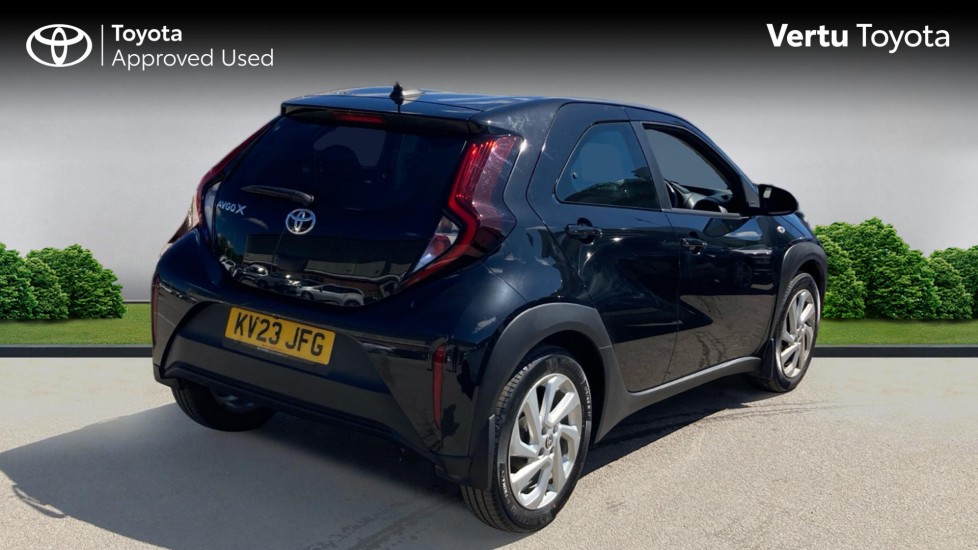 Toyota Aygo X 1.0 VVT-i Pure 5dr Petrol Hatchback - Image 2