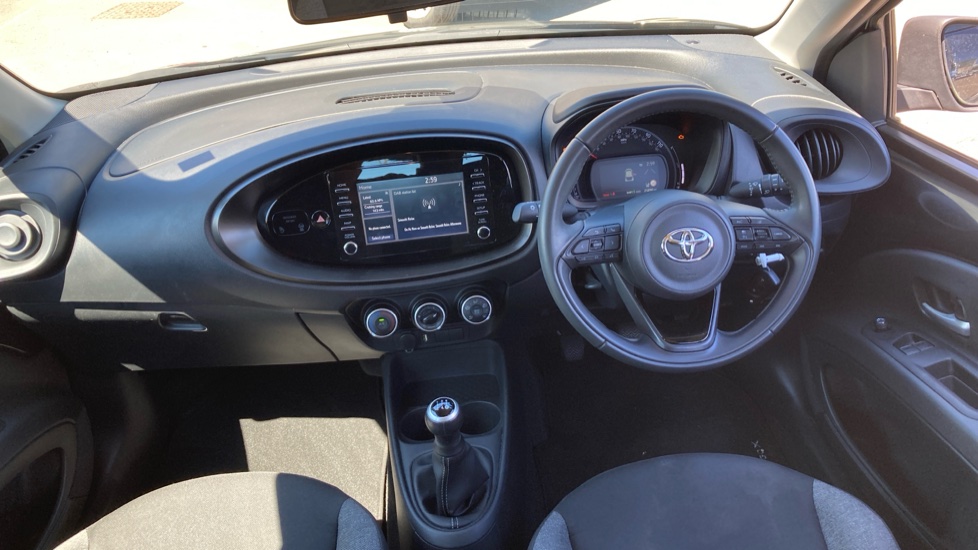 Toyota Aygo X 1.0 VVT-i Pure 5dr Petrol Hatchback - Image 6