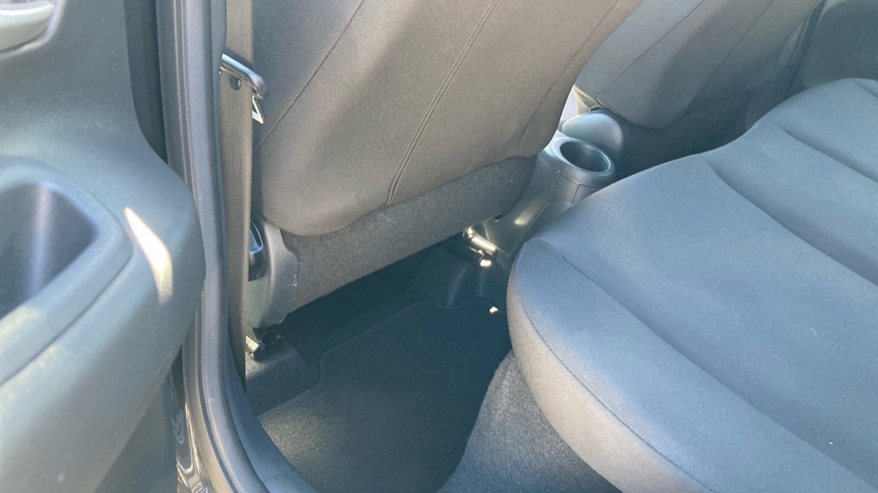 Toyota Aygo X 1.0 VVT-i Pure 5dr Petrol Hatchback - Image 15