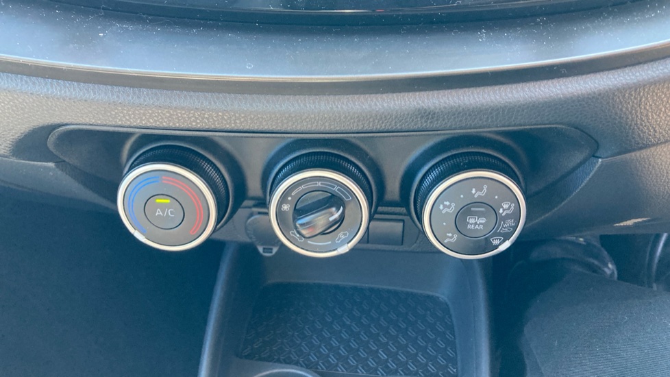 Toyota Aygo X 1.0 VVT-i Pure 5dr Petrol Hatchback - Image 33