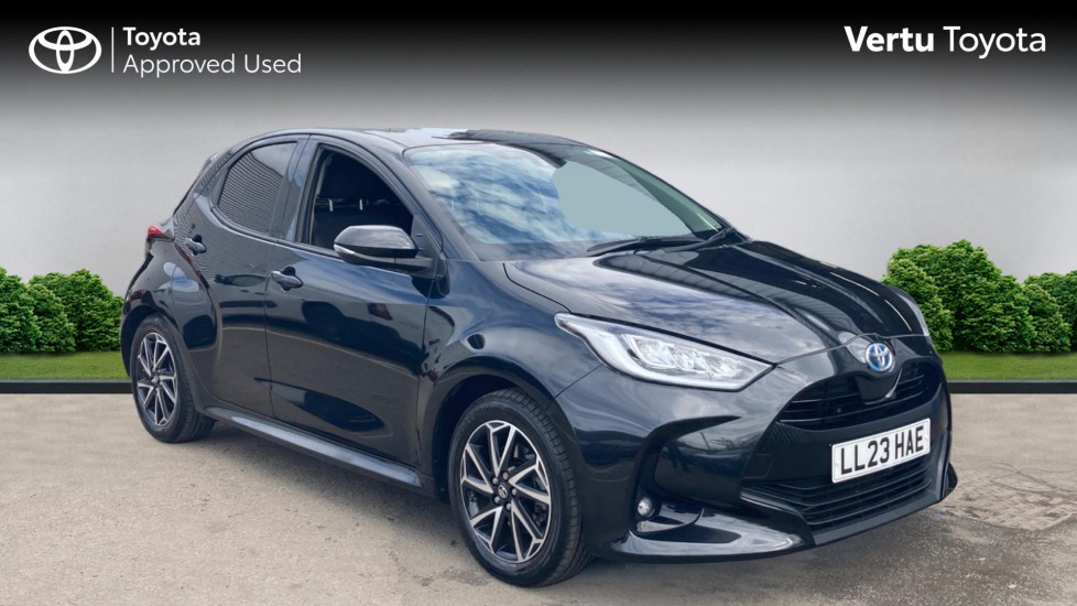 Toyota Yaris 1.5 Hybrid Design 5dr CVT Hybrid Hatchback - Image 1