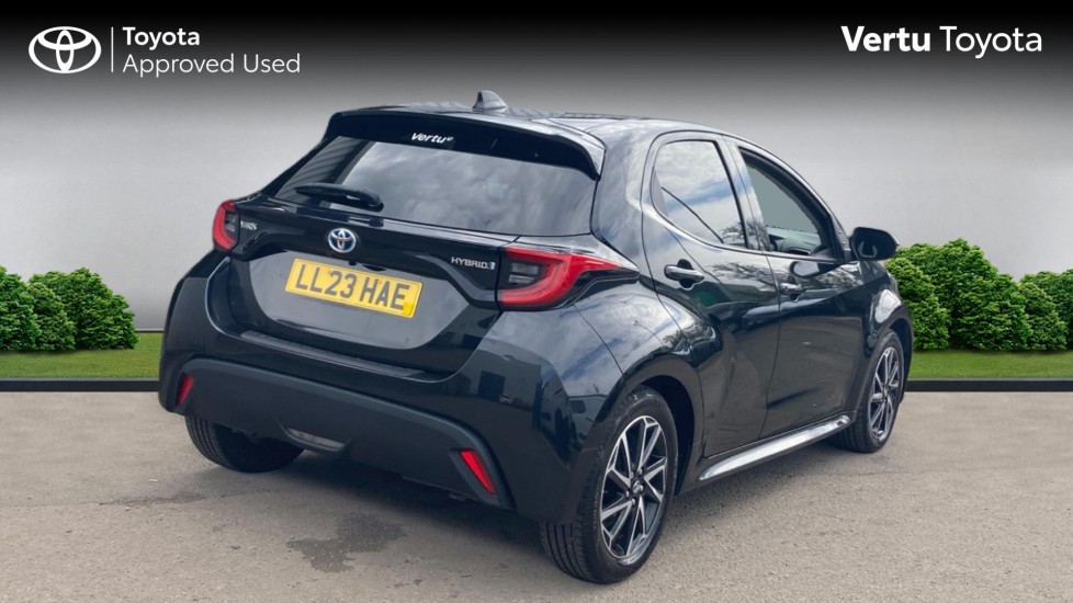 Toyota Yaris 1.5 Hybrid Design 5dr CVT Hybrid Hatchback - Image 2
