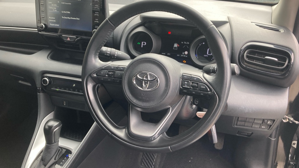 Toyota Yaris 1.5 Hybrid Design 5dr CVT Hybrid Hatchback - Image 7