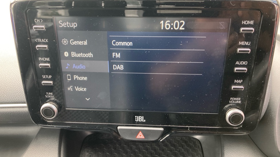 Toyota Yaris 1.5 Hybrid Dynamic 5dr CVT Hybrid Hatchback - Image 38