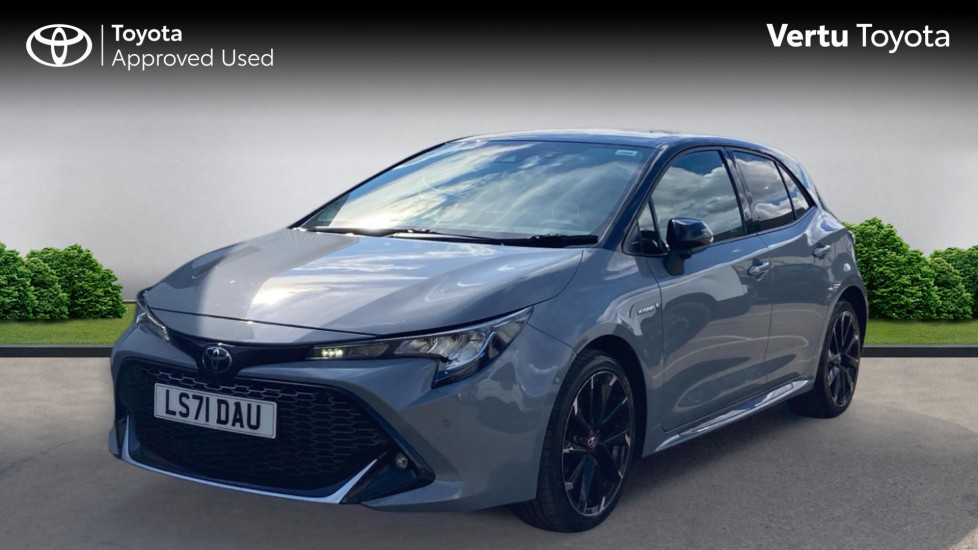 Toyota Corolla 2.0 VVT-i Hybrid GR Sport 5dr CVT Hybrid Hatchback - Image 3