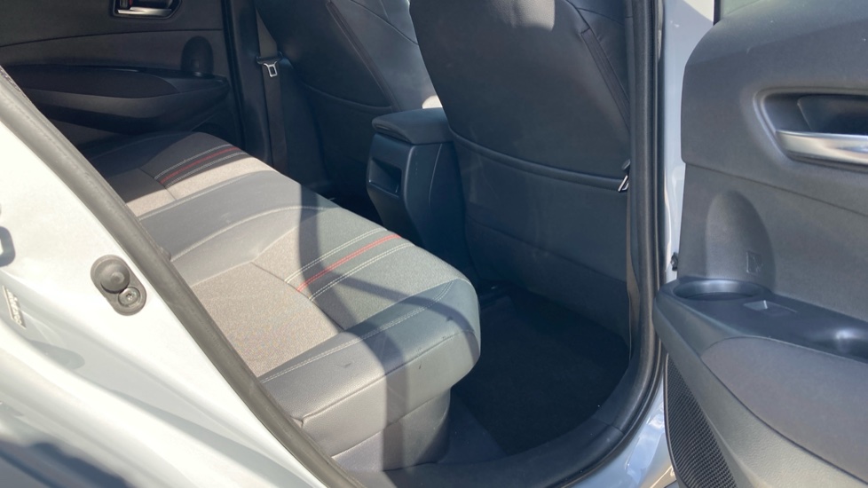 Toyota Corolla 2.0 VVT-i Hybrid GR Sport 5dr CVT Hybrid Hatchback - Image 8