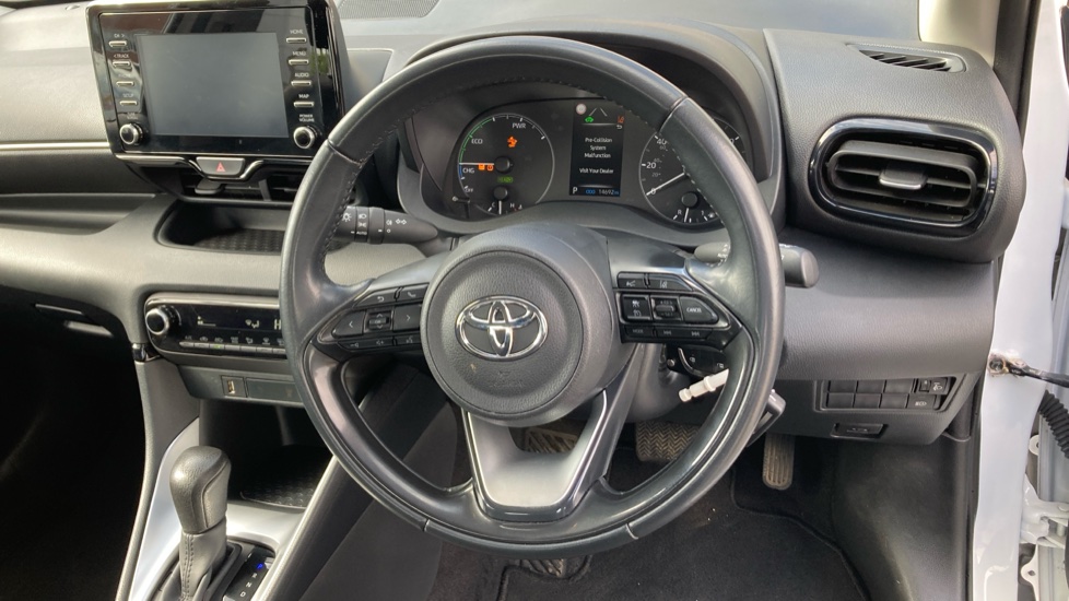 Toyota Yaris 1.5 Hybrid Icon 5dr CVT Hybrid Hatchback - Image 7