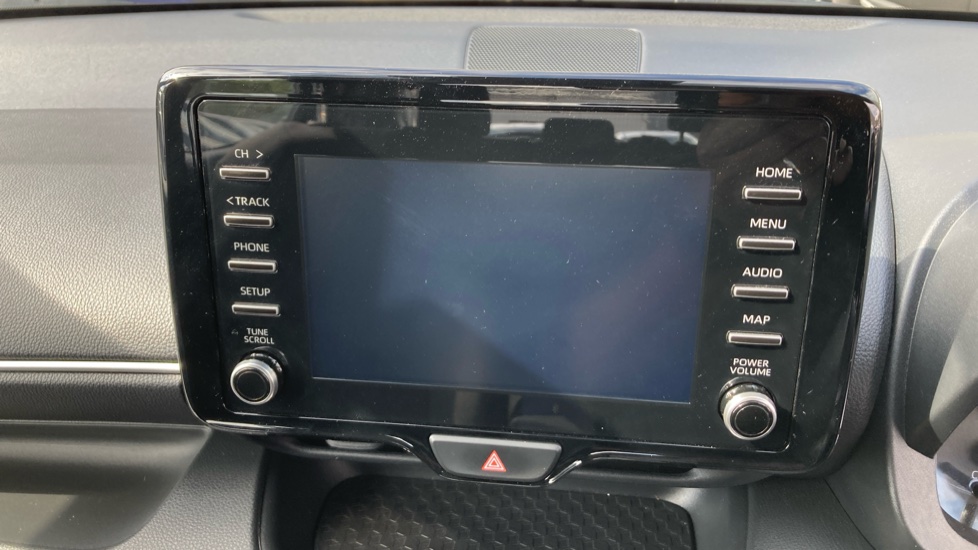 Toyota Yaris 1.5 Hybrid Icon 5dr CVT Hybrid Hatchback - Image 9