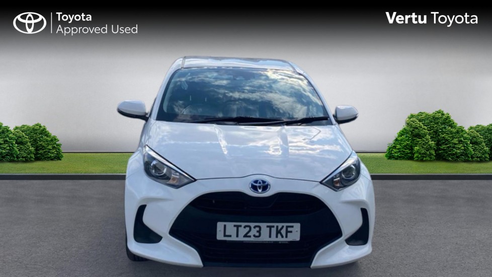 Toyota Yaris 1.5 Hybrid Icon 5dr CVT Hybrid Hatchback - Image 22