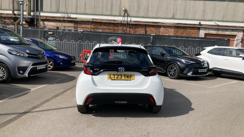 Toyota Yaris 1.5 Hybrid Icon 5dr CVT Hybrid Hatchback - Image 26