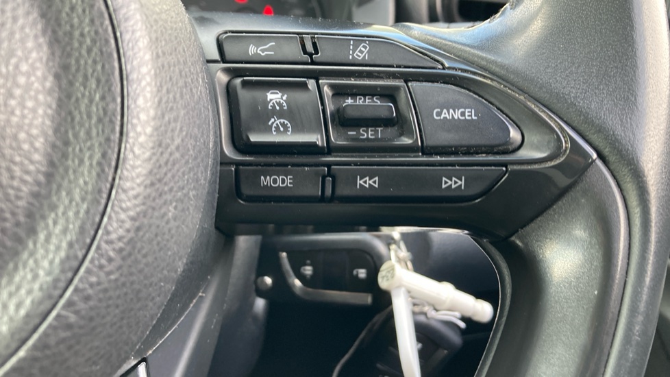 Toyota Yaris 1.5 Hybrid Icon 5dr CVT Hybrid Hatchback - Image 31