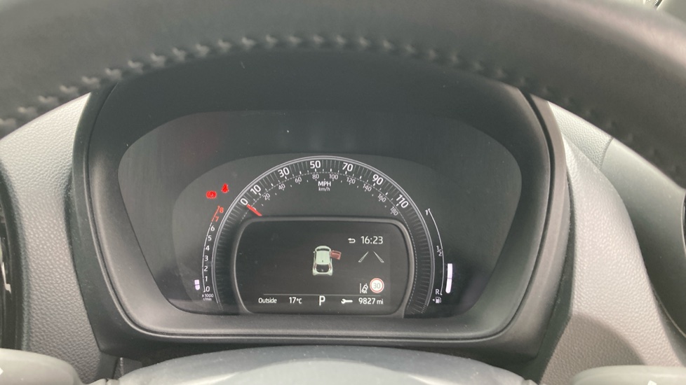Toyota Aygo X 1.0 VVT-i Edge 5dr Auto Petrol Hatchback - Image 11