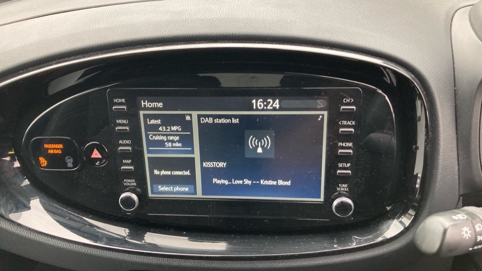 Toyota Aygo X 1.0 VVT-i Edge 5dr Auto Petrol Hatchback - Image 36