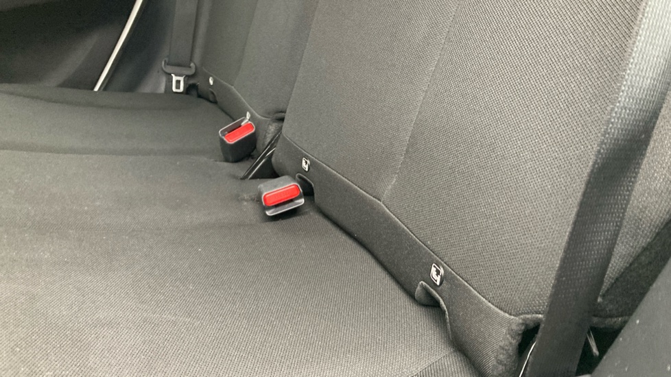 Toyota Aygo X 1.0 VVT-i Edge 5dr Auto Petrol Hatchback - Image 39