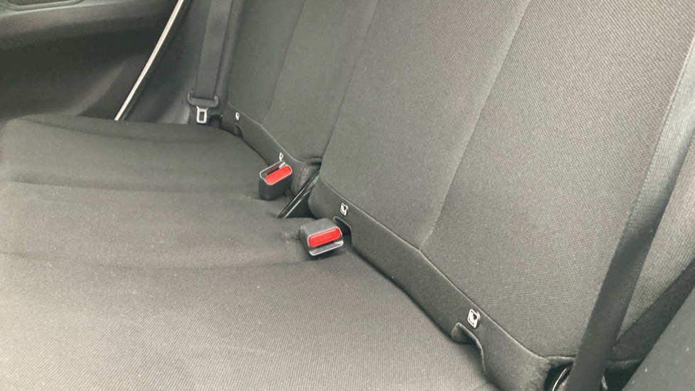 Toyota Aygo X 1.0 VVT-i Edge 5dr Auto Petrol Hatchback - Image 40