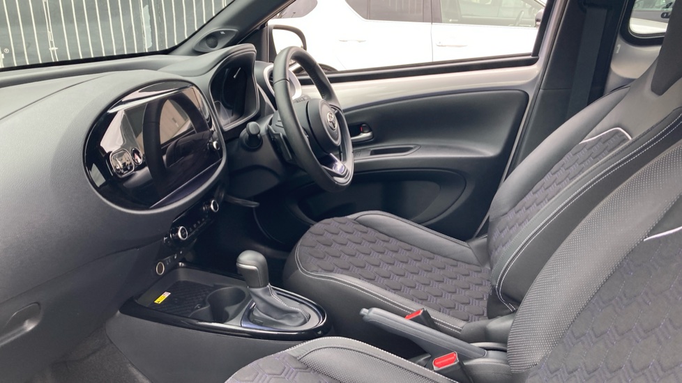 Toyota Aygo X 1.0 VVT-i JBL Edition 5dr Auto Petrol Hatchback - Image 5
