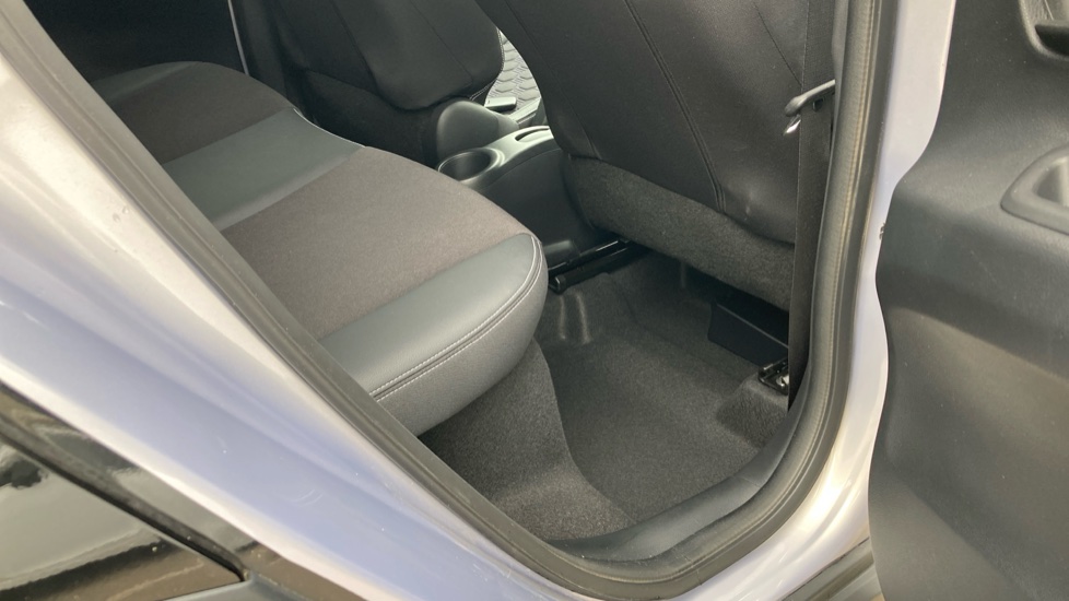 Toyota Aygo X 1.0 VVT-i JBL Edition 5dr Auto Petrol Hatchback - Image 8
