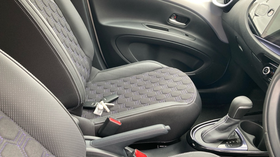 Toyota Aygo X 1.0 VVT-i JBL Edition 5dr Auto Petrol Hatchback - Image 37
