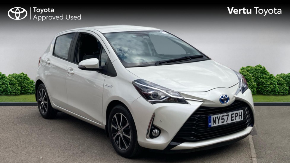 Toyota Yaris 1.5 Hybrid Icon Tech 5dr CVT Hybrid Hatchback - Image 1