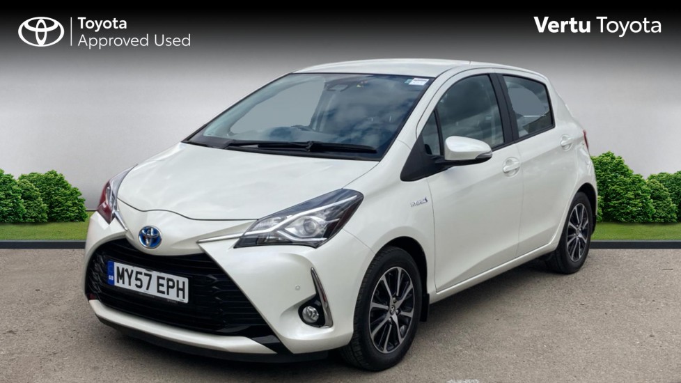 Toyota Yaris 1.5 Hybrid Icon Tech 5dr CVT Hybrid Hatchback - Image 3