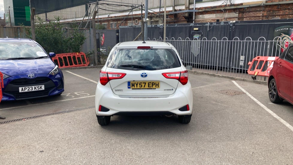 Toyota Yaris 1.5 Hybrid Icon Tech 5dr CVT Hybrid Hatchback - Image 26