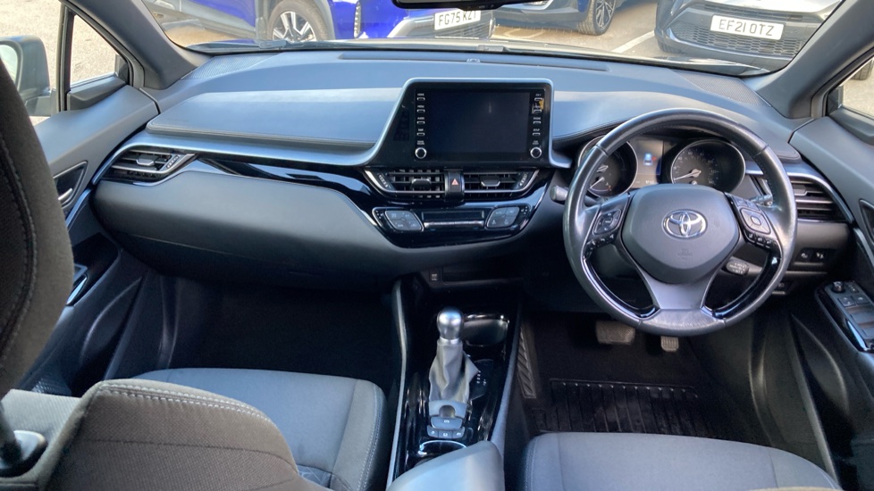 Toyota C-HR 2.0 Hybrid Design 5dr CVT Hybrid Hatchback - Image 6