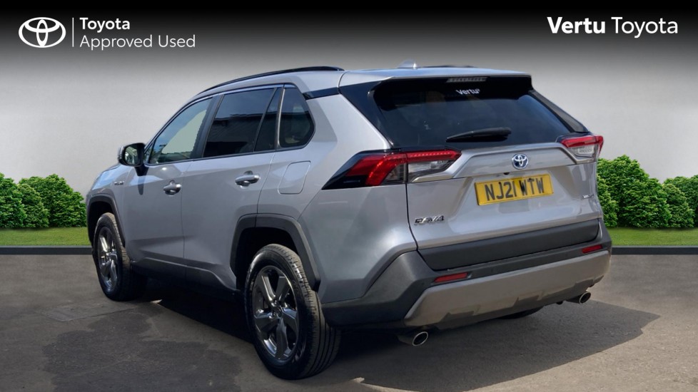 Toyota RAV4 2.5 VVT-i Hybrid Design 5dr CVT 2WD Hybrid Estate - Image 4