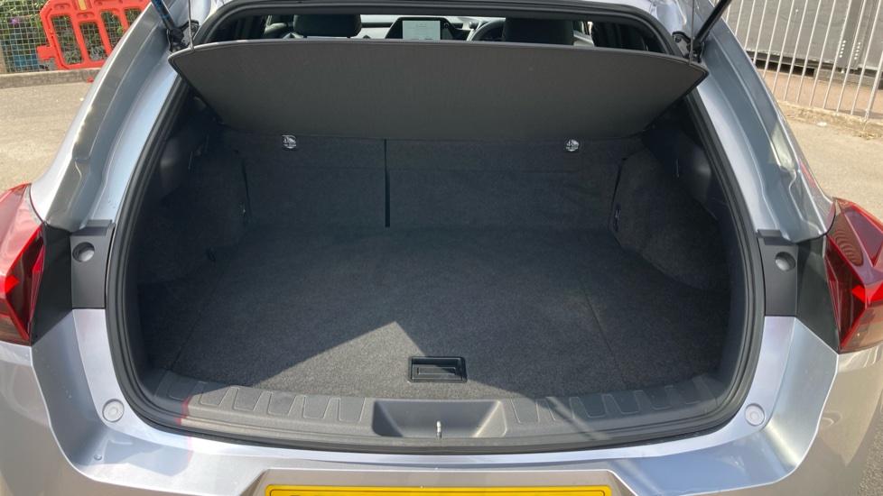 Lexus UX 300h 2.0 F-Sport Design 5dr CVT Hybrid Hatchback - Image 13
