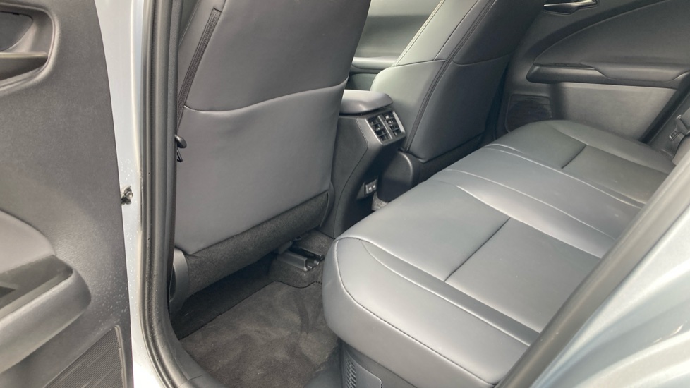 Lexus UX 300h 2.0 F-Sport Design 5dr CVT Hybrid Hatchback - Image 15