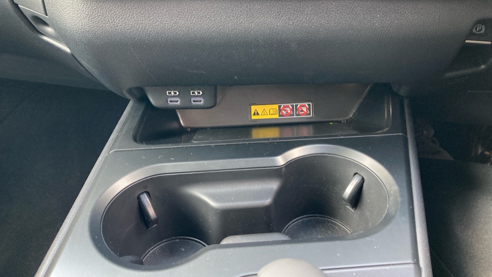 Lexus UX 300h 2.0 F-Sport Design 5dr CVT Hybrid Hatchback - Image 32