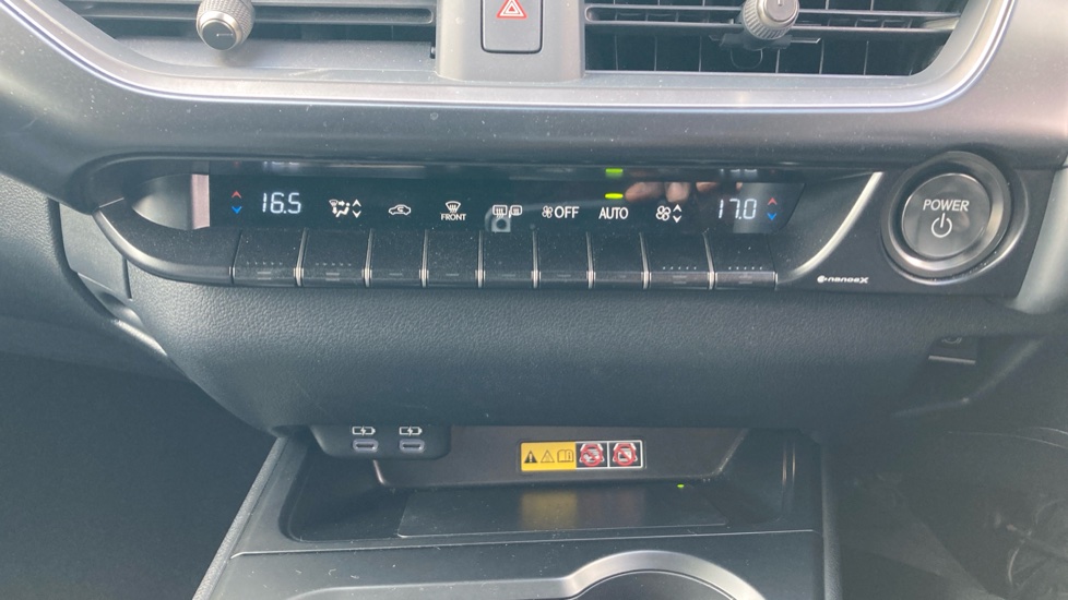Lexus UX 300h 2.0 F-Sport Design 5dr CVT Hybrid Hatchback - Image 35