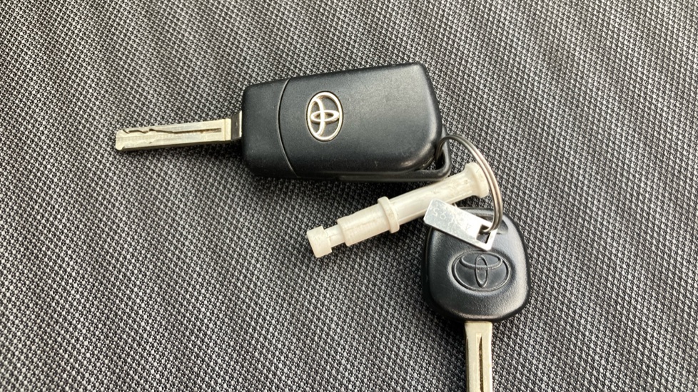 Toyota Aygo 1.0 VVT-i X-Trend 5dr x-shift Petrol Hatchback - Image 28