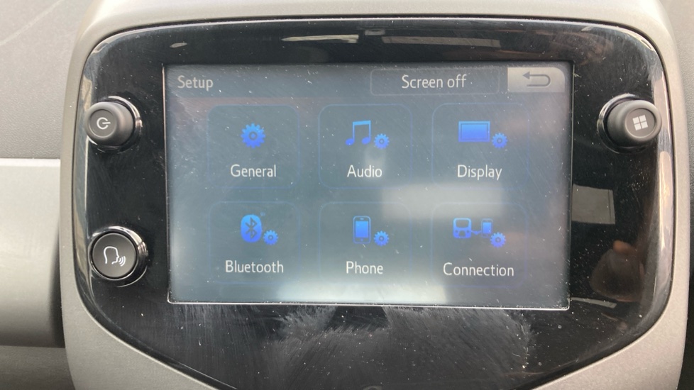 Toyota Aygo 1.0 VVT-i X-Trend 5dr x-shift Petrol Hatchback - Image 46