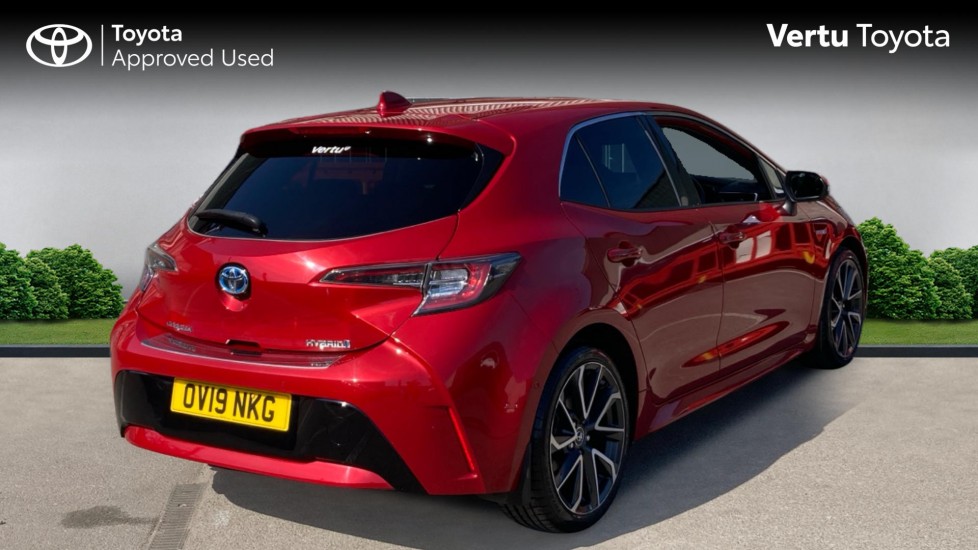 Toyota Corolla 1.8 VVT-i Hybrid Excel 5dr CVT Hybrid Hatchback - Image 2
