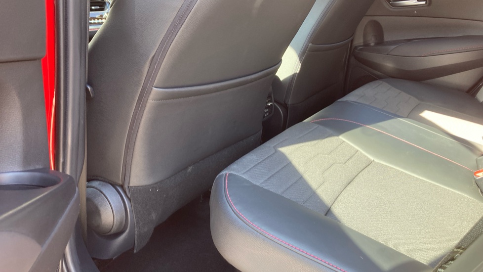 Toyota Corolla 1.8 VVT-i Hybrid Excel 5dr CVT Hybrid Hatchback - Image 15
