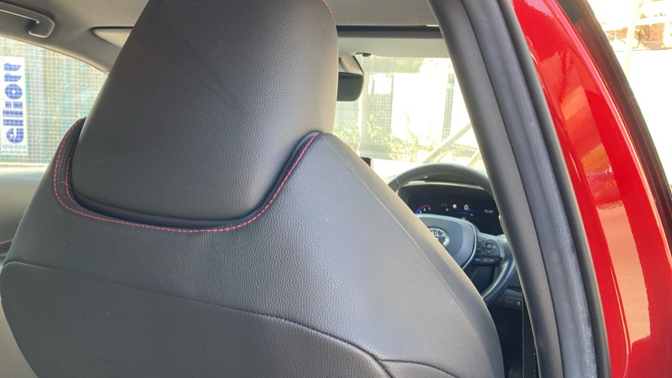 Toyota Corolla 1.8 VVT-i Hybrid Excel 5dr CVT Hybrid Hatchback - Image 19