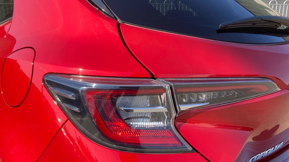 Toyota Corolla 1.8 VVT-i Hybrid Excel 5dr CVT Hybrid Hatchback - Image 21