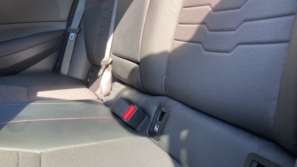 Toyota Corolla 1.8 VVT-i Hybrid Excel 5dr CVT Hybrid Hatchback - Image 39