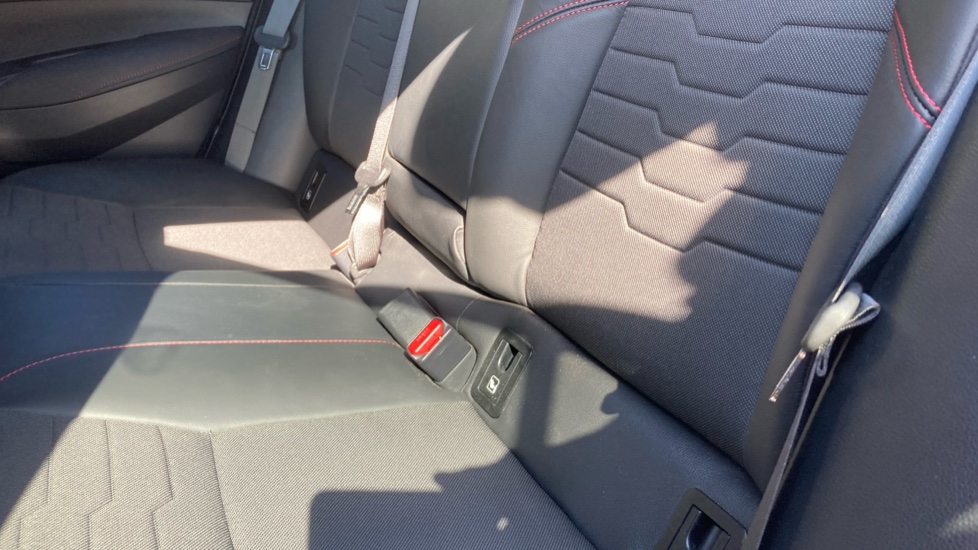 Toyota Corolla 1.8 VVT-i Hybrid Excel 5dr CVT Hybrid Hatchback - Image 40