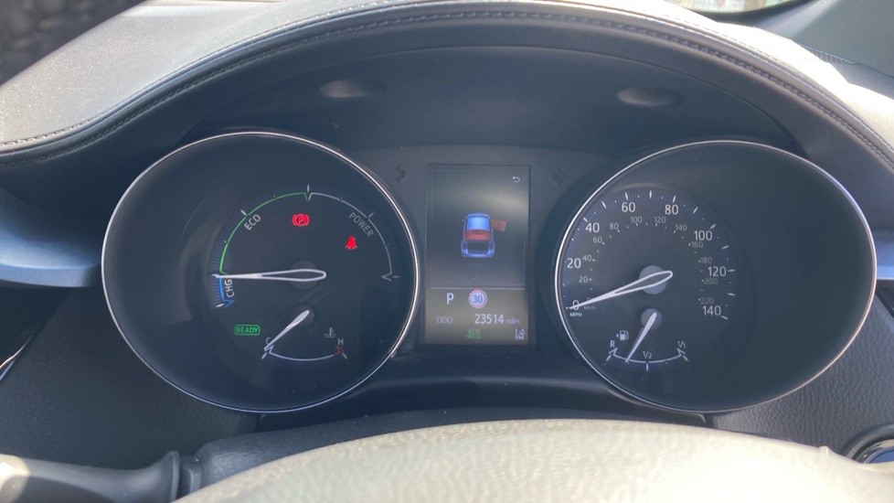 Toyota C-HR 1.8 Hybrid Design 5dr CVT Hybrid Hatchback - Image 11