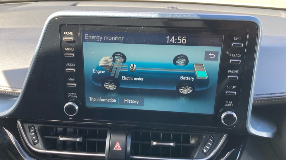 Toyota C-HR 1.8 Hybrid Design 5dr CVT Hybrid Hatchback - Image 39