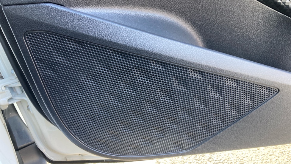 Toyota C-HR 1.8 Hybrid Design 5dr CVT Hybrid Hatchback - Image 46