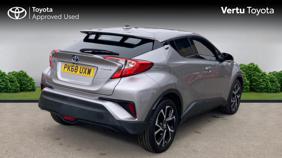 Toyota C-HR 1.8 Hybrid Design 5dr CVT Hybrid Hatchback - Image 2