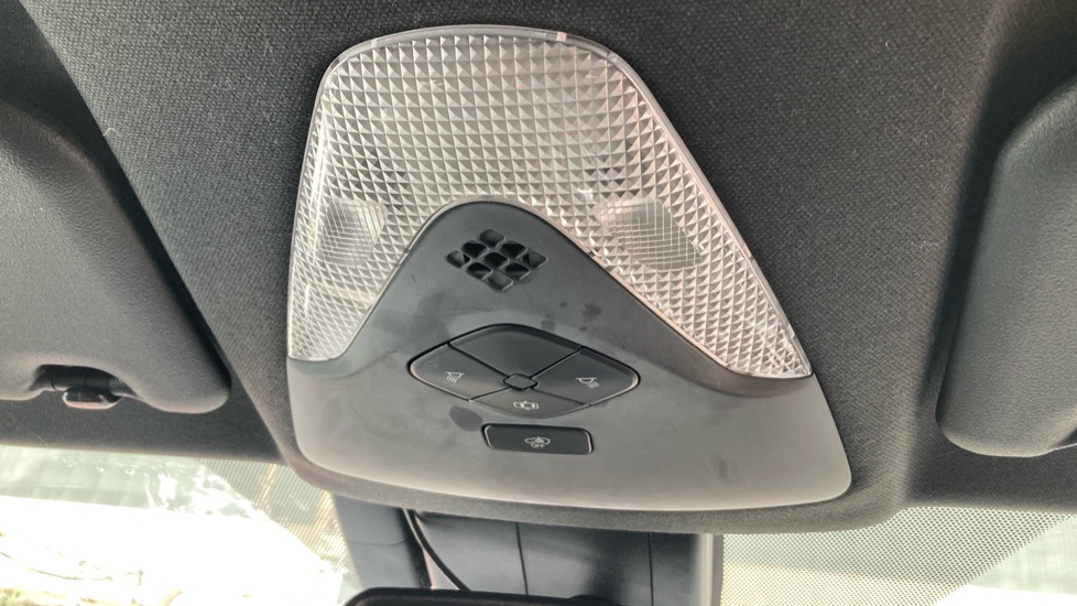 Toyota C-HR 1.8 Hybrid Design 5dr CVT Hybrid Hatchback - Image 29