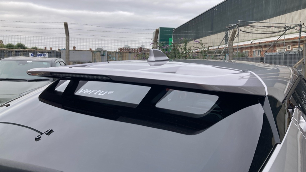 Toyota C-HR 1.8 Hybrid Design 5dr CVT Hybrid Hatchback - Image 41