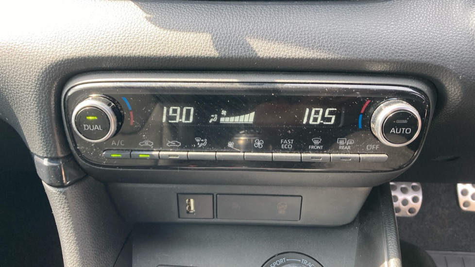 Toyota GR Yaris 1.6 3dr AWD [Circuit Pack] Petrol Hatchback - Image 33