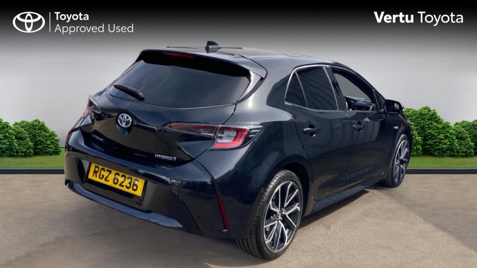 Toyota Corolla 1.8 VVT-i Hybrid Excel 5dr CVT Hybrid Hatchback - Image 2