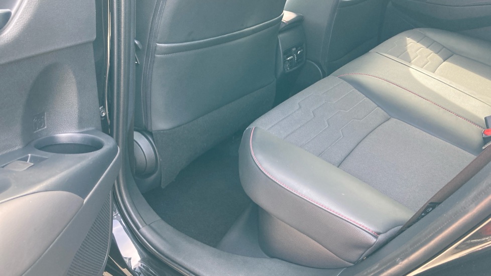 Toyota Corolla 1.8 VVT-i Hybrid Excel 5dr CVT Hybrid Hatchback - Image 15